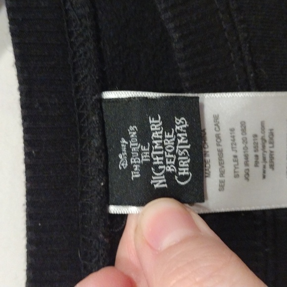 Disney Nightmare Before Christmas Jack Skellington Cropped Graphic Sweatshirt M - Picture 2 of 6